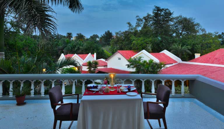 Cama-Rajputana-Club-Resort-Dining4
